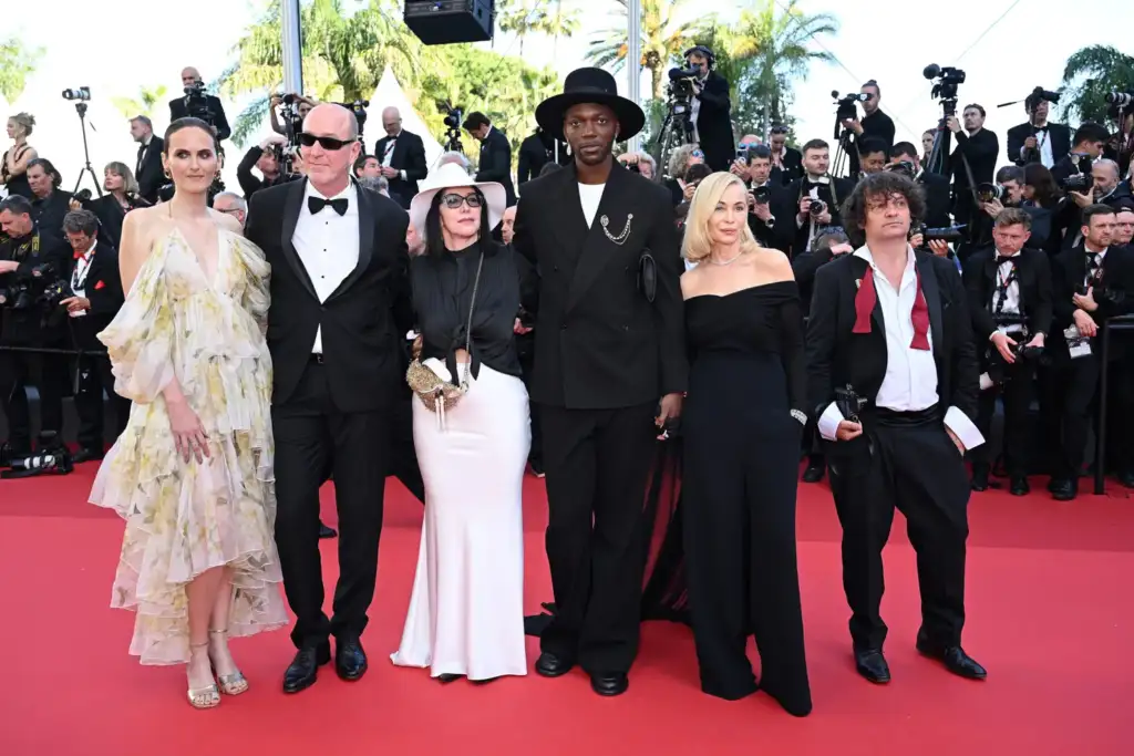 Celebrating Excellence: Festival de Cannes Meets the 2025 Golden Globes! 2 eyJidWNrZXQiOiJmZGMtc2l0ZXB1YmxpYy1tZWRpYS1wcm9kIiwia2V5IjoidXBsb2Fkc1wvMjAyNFwvMDVcL2dldHR5aW1hZ2VzLTIxNTQ2MTYxNzQtc2NhbGVkLmpwZyIsImVkaXRzIjp7InJlc2l6ZSI6eyJ3aWR0aCI6MTUxMiwiZml0IjoiY292ZXIifX19